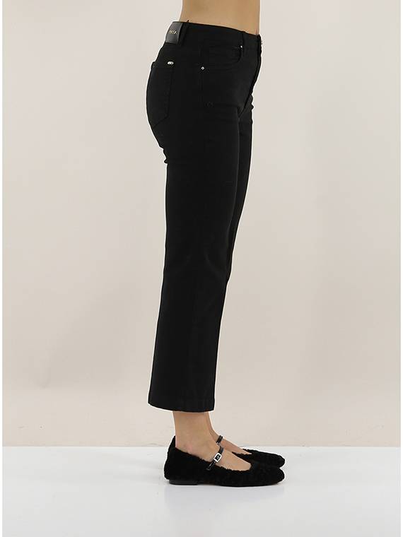 KOCCA Jeans In Vendita