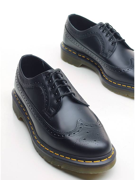 DR. MARTENS Stringata Offerta esclusiva
