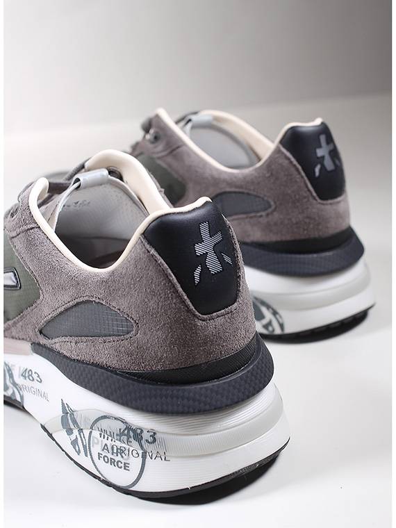 PREMIATA Sneaker Discount Store per i nuovi prodotti