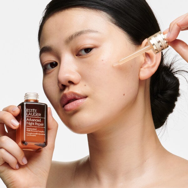 Estée Lauder Siero Complex Advanced Night Repair Synchronized Multi-Recovery Estée Lauder (varie misure) Saldi