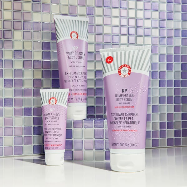 First Aid Beauty First Aid Beauty KP Bump Eraser Body Scrub with 10% AHA 283.5g Nuova