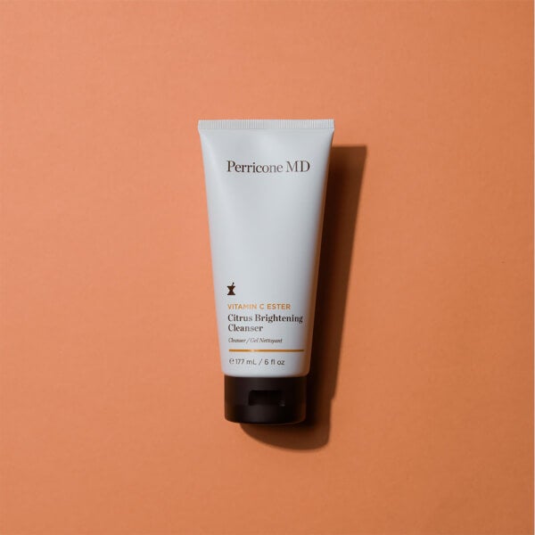 Perricone MD Perricone MD Vitamin C Ester Citrus Brightening Cleanser Travel Size 59ml Prezzo Ridotto