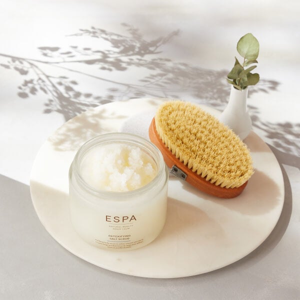ESPA ESPA Detoxifying Salt Scrub 700g Novità