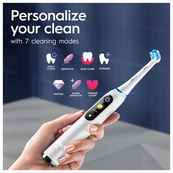 Oral B Oral B iO9 White Alabaster Electric Toothbrush with Charging Travel Case Black Friday Prezzi