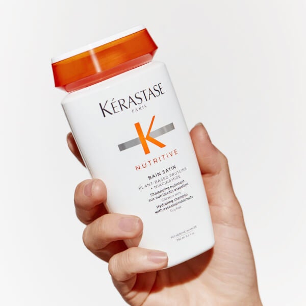 Kerastase Kérastase Nutritive Bain Satin Hydrating Shampoo for Dry Hair 250ml Grande vendita