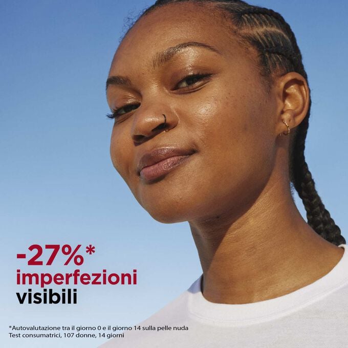 Clarins Pelle giovane - Opacizzante e anti-imperfezioni Italia