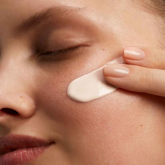 Clarins UV Plus SPF50 texture beige Sconto