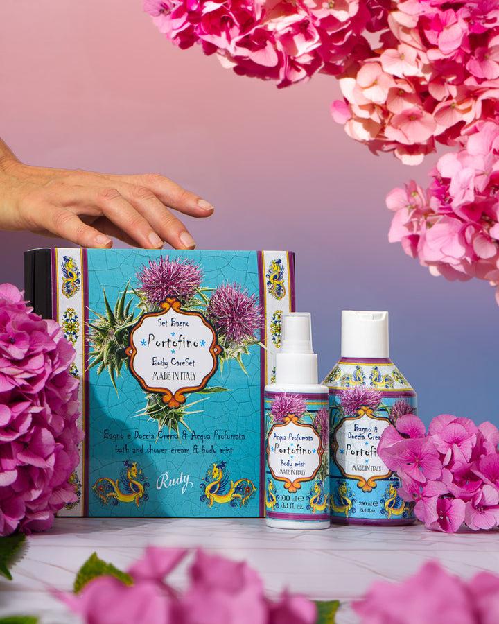 Rudy Profumi Scatola regalo con Bagno & Doccia Schiuma 250 mL + Acqua Profumata 100 mLLe Maioliche di RudyLinea Portofino Italia