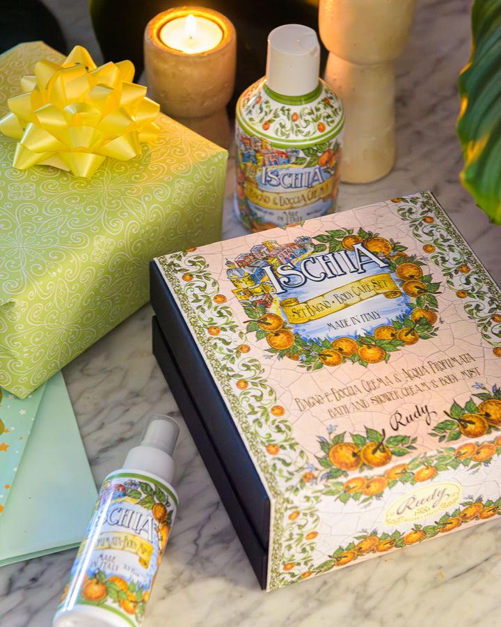 Rudy Profumi Scatola regalo con Bagno & Doccia Schiuma 250 mL + Acqua Profumata 100 mLLe Maioliche di RudyLinea Ischia 2025